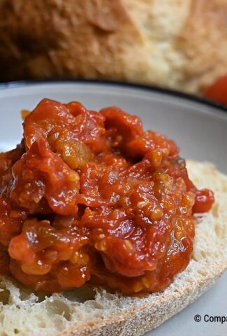 Tomato jam on toasted bread